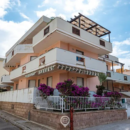 Beachside Mermaid Apartament *