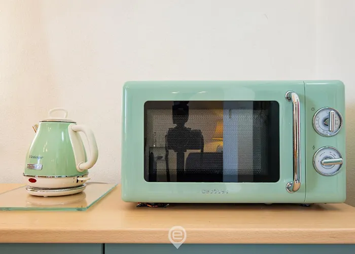 Beachside Mermaid Daire