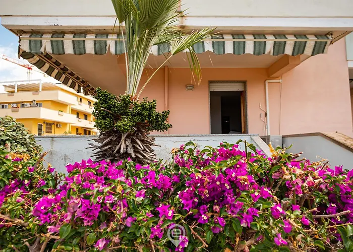 Beachside Mermaid Apartment