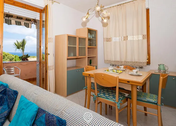 Apartment Beachside Mermaid