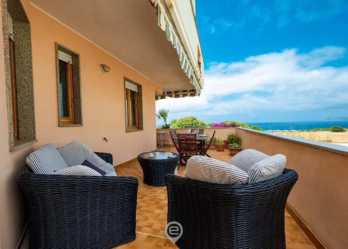 Beachside Mermaid Apartment Alghero